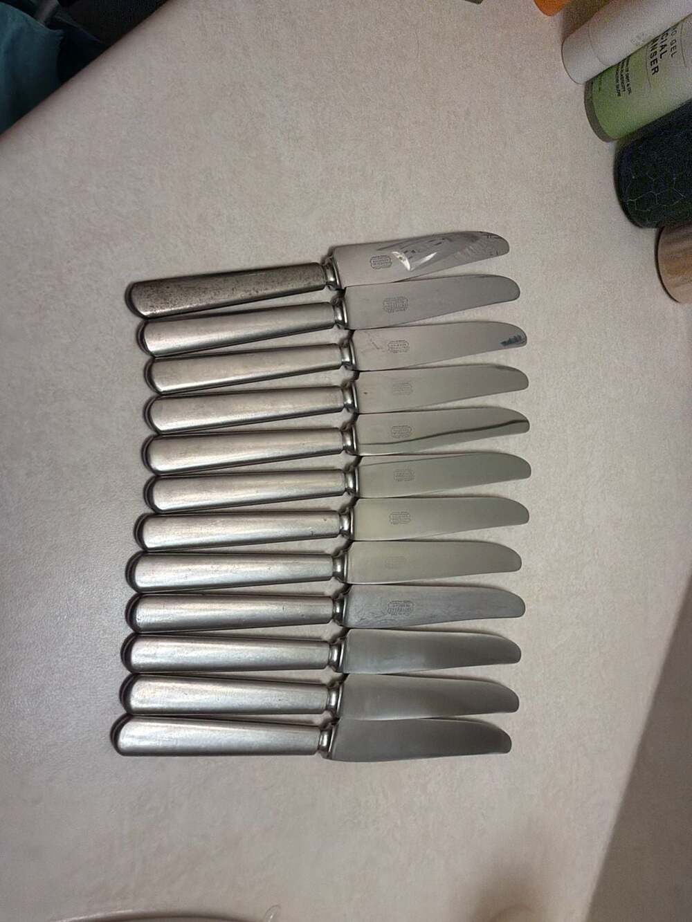Vintage Universal Resistain Stainless Steel Dinner Knives - Set of 12
